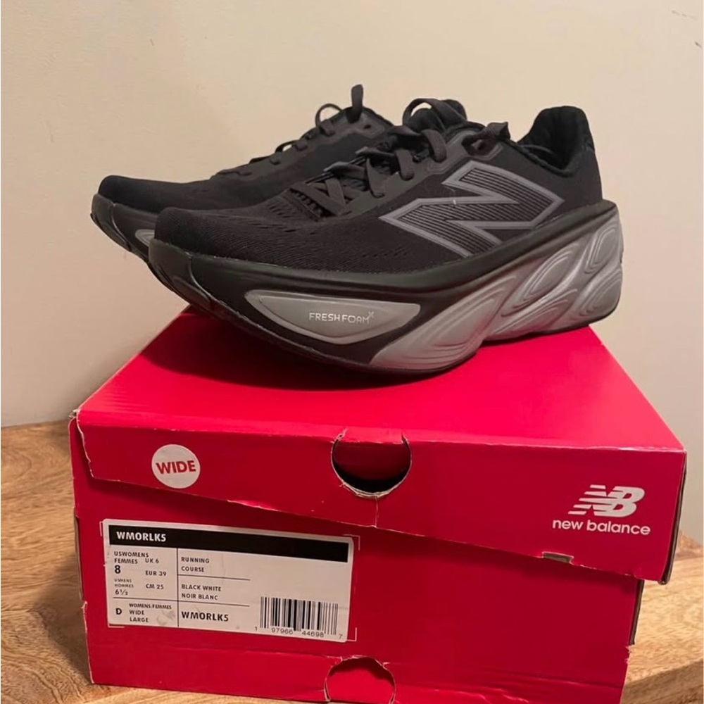 New Balance Women’s Fresh Foam X More V5 - Running Shoe - New - Size 8 Wide